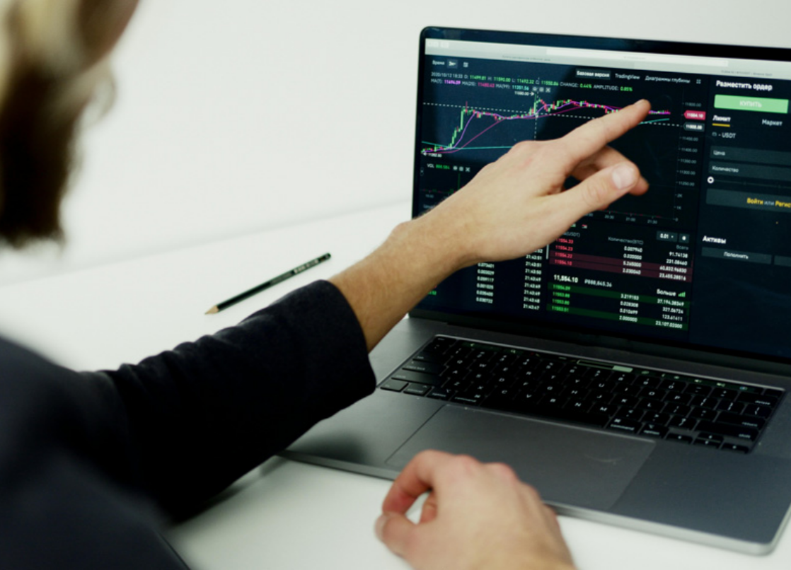 Alt image -https://content.stockstotrade.com/wp-content/uploads/2025/11/bearish-stock-market-trends-30.png