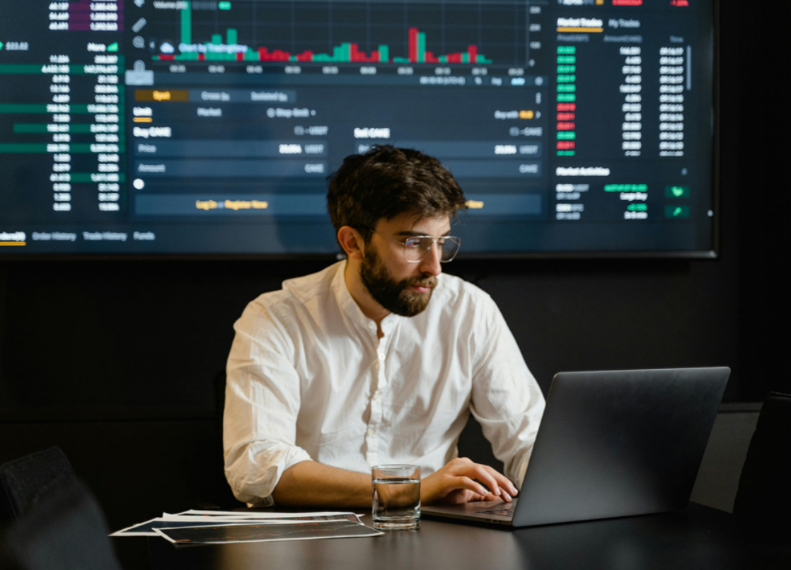 Alt image -https://content.stockstotrade.com/wp-content/uploads/2026/01/urban-air-mobility-innovation-1.png