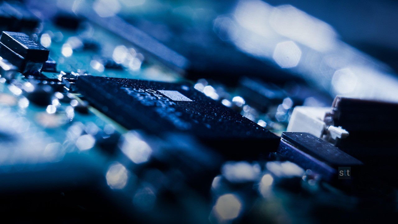 Alt image -https://content.stockstotrade.com/wp-content/uploads/2026/07/rgti-stock-holds-support-as-quantum-policy-tailwinds-build.jpg