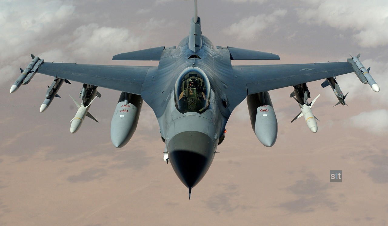 Alt image -https://content.stockstotrade.com/wp-content/uploads/2026/10/ampx-stock-jumps-as-defense-deals-supercharge-growth-story.jpg