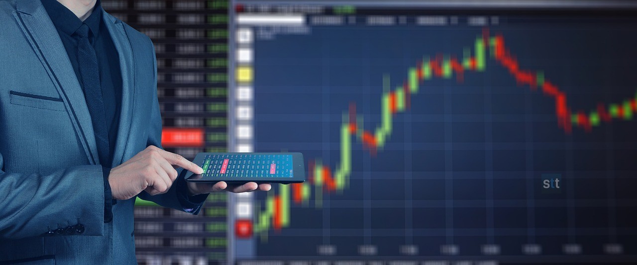 Alt image -https://content.stockstotrade.com/wp-content/uploads/2026/10/equifax-stock-climbs-as-street-trims-targets-but-backs-strategy.jpg