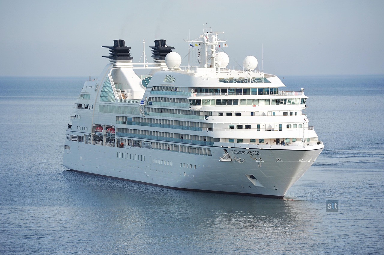 Alt image -https://content.stockstotrade.com/wp-content/uploads/2026/10/nclh-stock-holds-support-as-wall-street-trims-cruise-targets.jpg