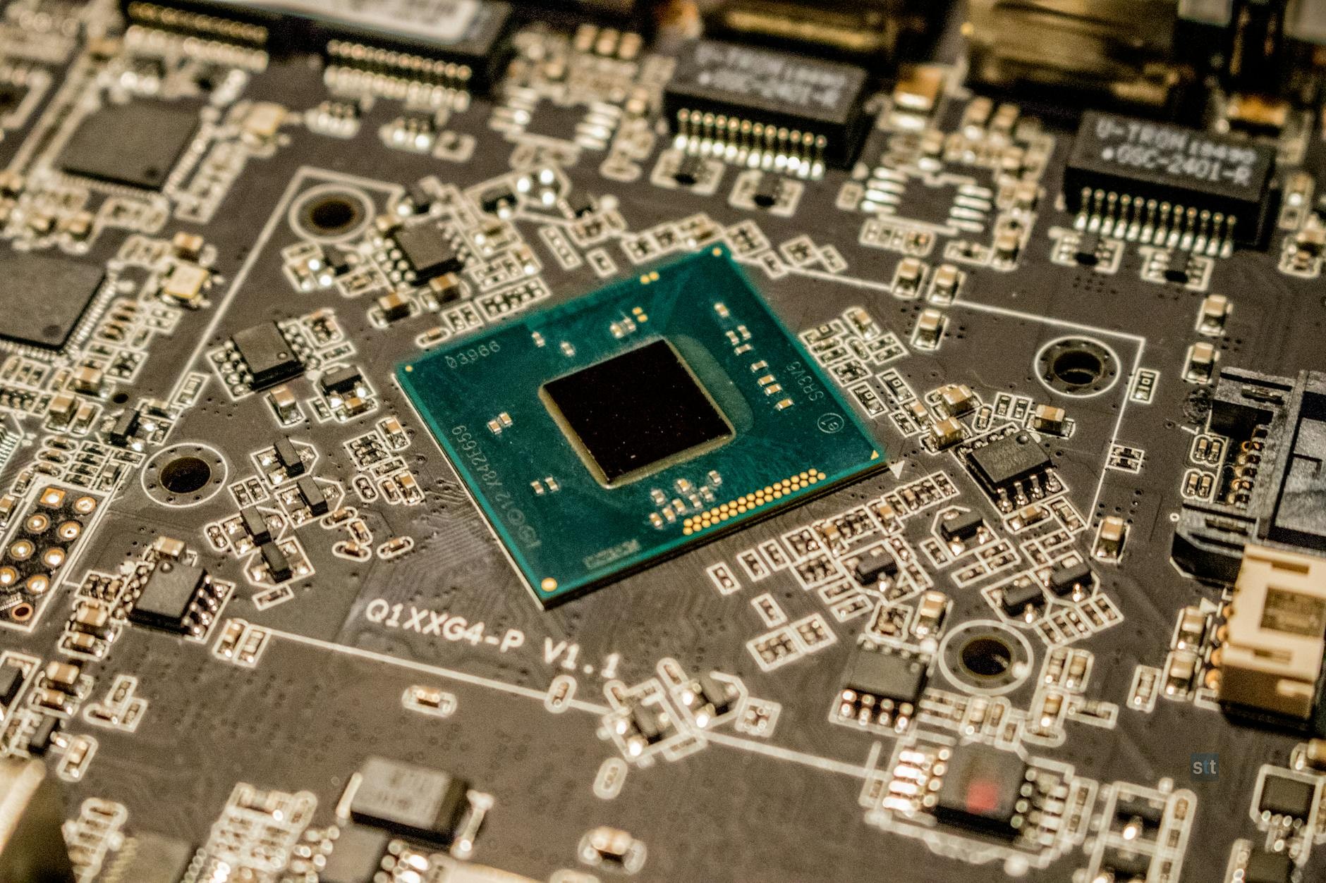 Alt image -https://content.stockstotrade.com/wp-content/uploads/2026/10/stak-soars-65-after-fiscal-2026-results-spark-volatile-rally.jpg